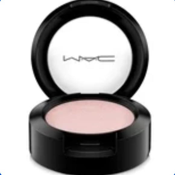 MAC Cosmetics Velvet Eyeshadow in Vapour - BNIB, Rare, HTF & Discontinued - Picture 2 of 16